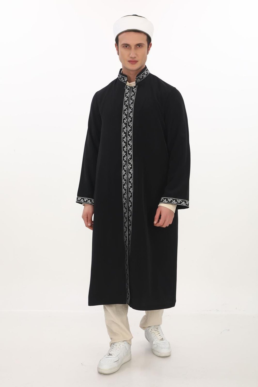 Özel Seri – Bordürlü Yarım Astarlı İmam Cübbesi 