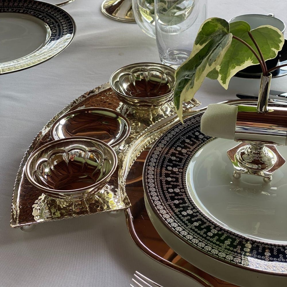 Canopus Oval Dövülü Sunumluk