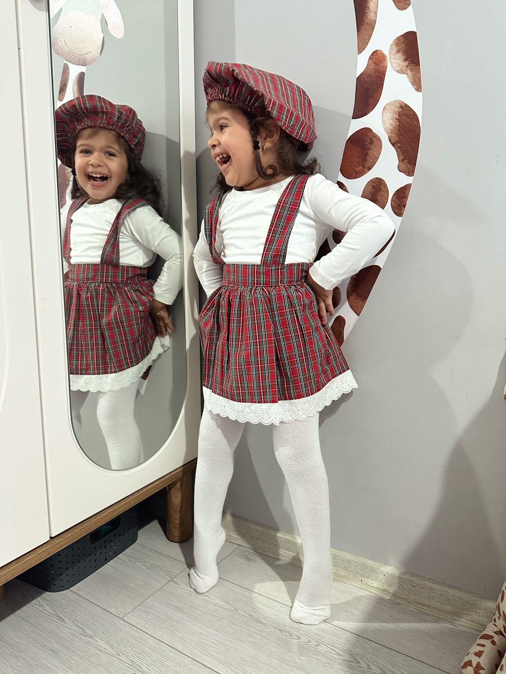 Ekoseli Üçlü Takım (elbise body şapka)