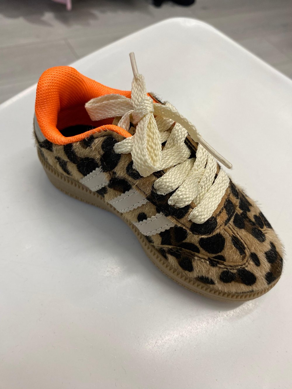 Leopar Desenli Ayakkabı