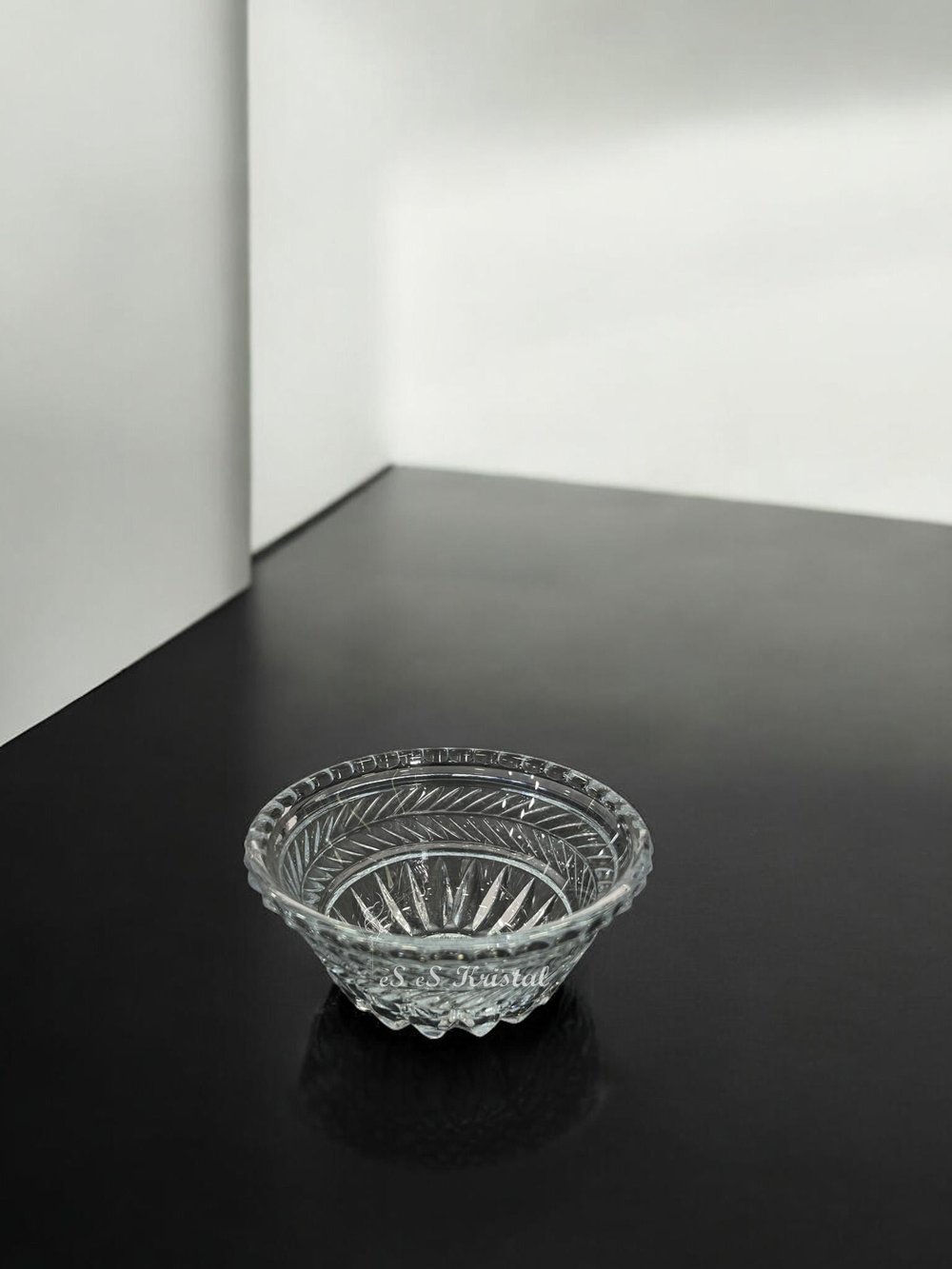 Lal Kase Sarmaşık Şeffaf