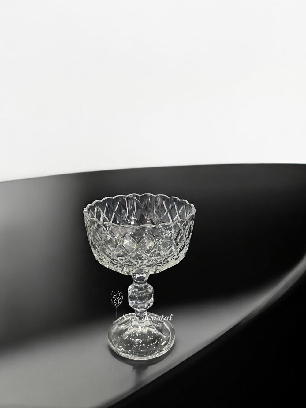 Uzun Ayaklı Dondurmalık Kafes Dilimli Şeffaf 