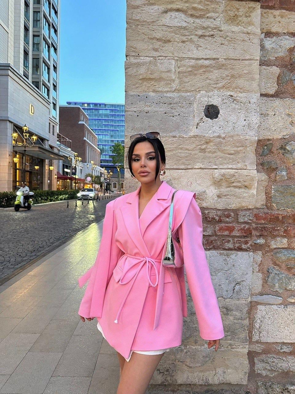  Pembe Bağlamalı Tasarım Ceket
