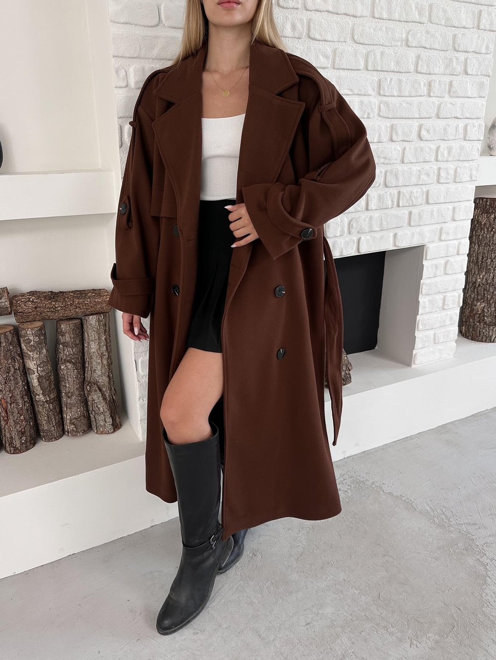 Kahverengi Kaşe Pelerinli Kuşaklı Düğmeli Oversize Kaban