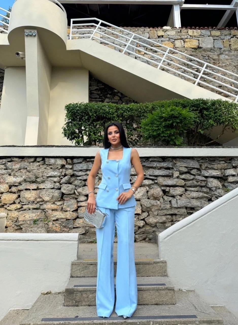 Mavi Taş Düğmeli Yelek Pantolon Blazer Takım