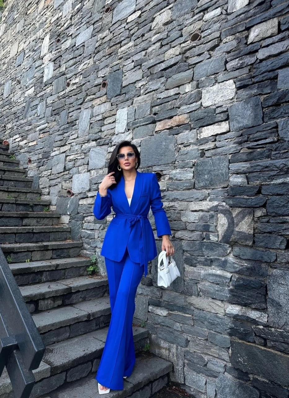 Saks Kuşaklı Blazer Takım