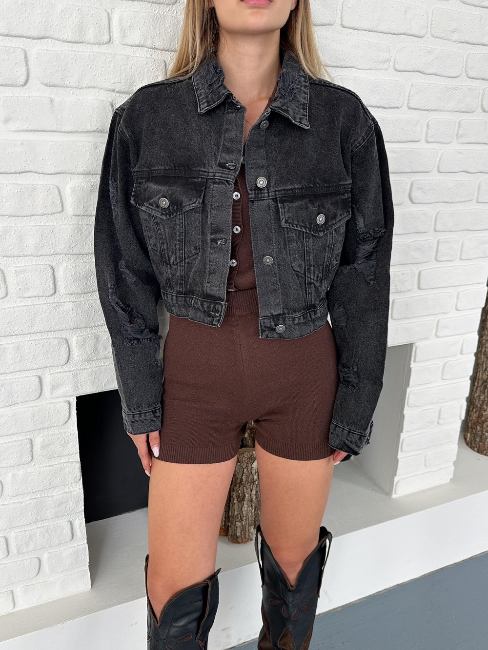 Siyah Yırtıklı Crop Denim Ceket