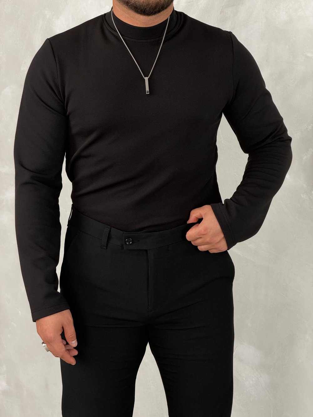 BASIC KIŞLIK DATE KOMBİNİ – 03 Siyah Sweatshirt & Siyah Pantolon