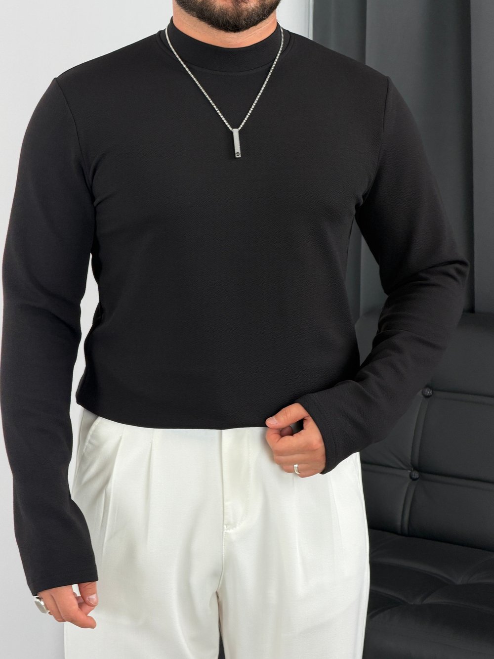 Krep Balıkçı Yaka İçi Şardonlu Sweatshirt Siyah