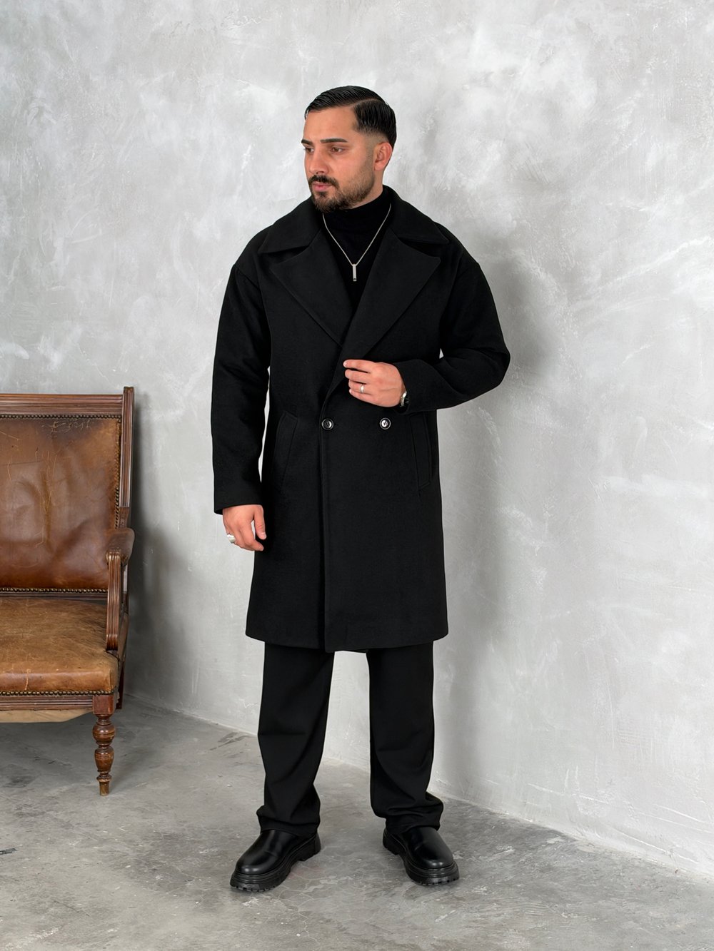 Oversize Astarlı Kaşe Kaban Siyah