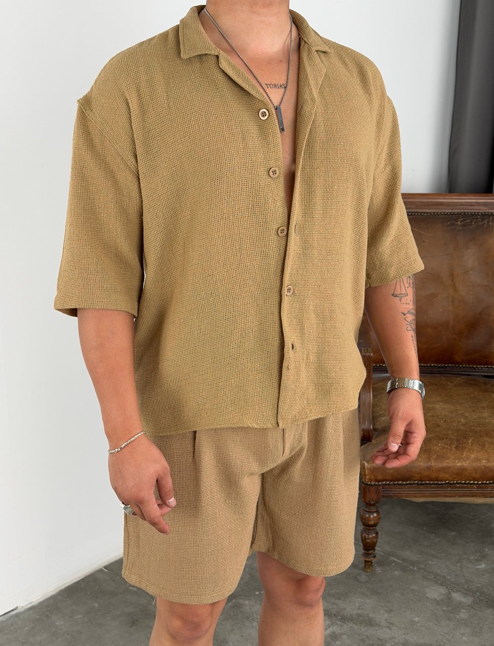 TRS MODEL OVERSİZE KISAKOL GÖMLEK CAMEL