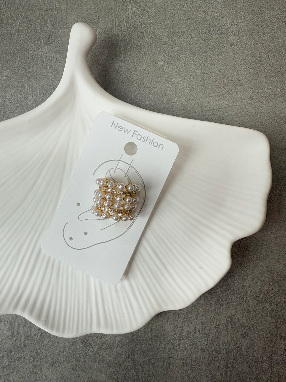 İnci Gold Earcuff