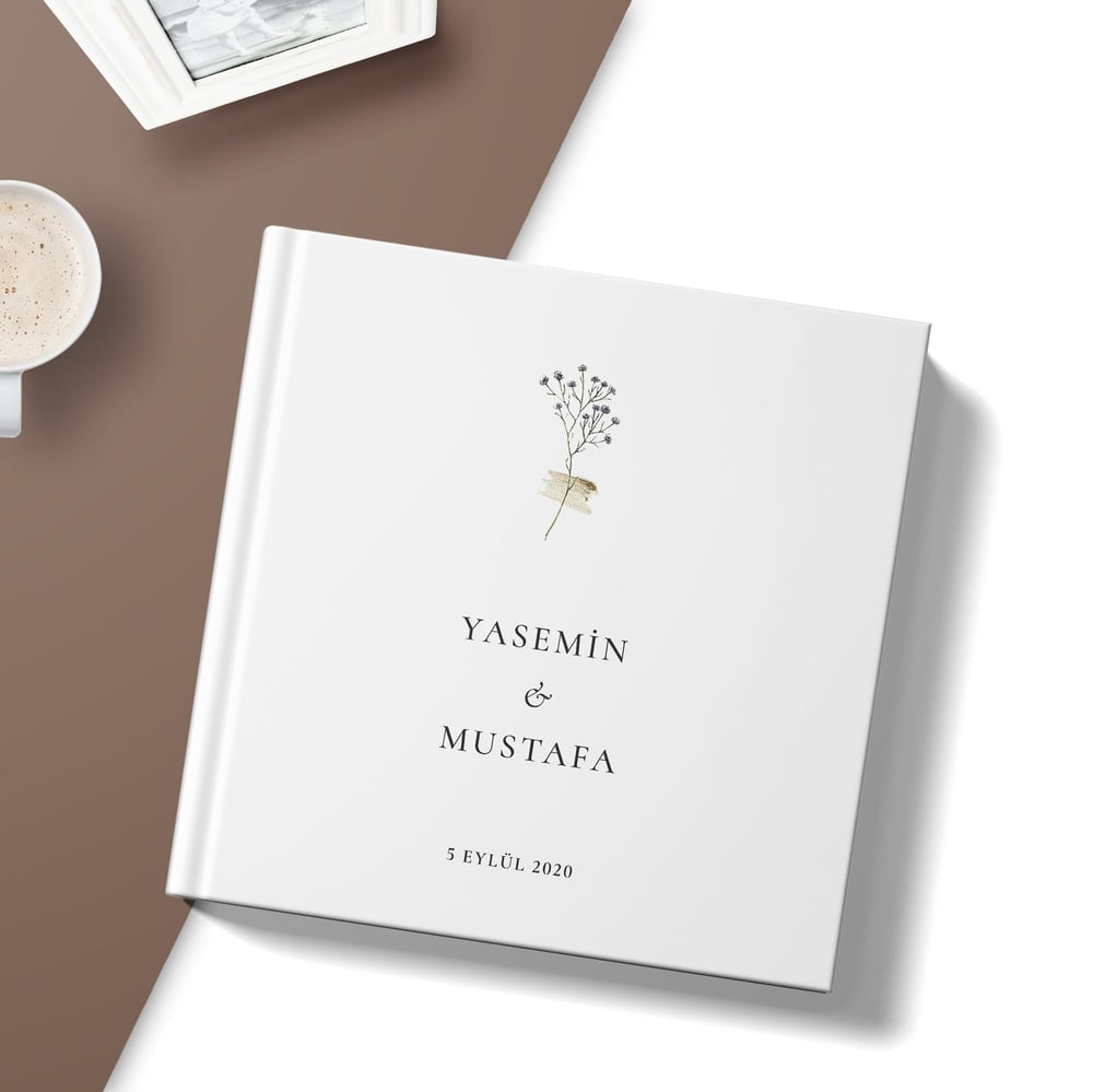 Minimal Kare Anı Defteri
