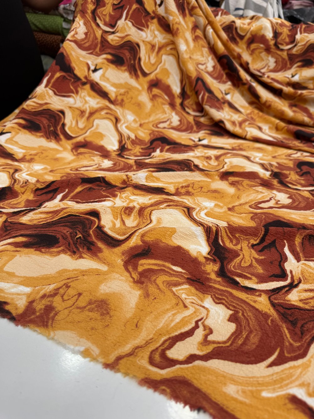 Batik Desenli Gofre Kumaş