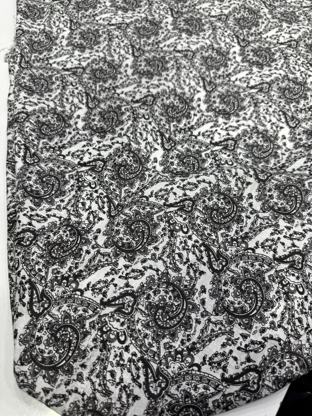 Şal Desenli Pamuk Vual Kumaş