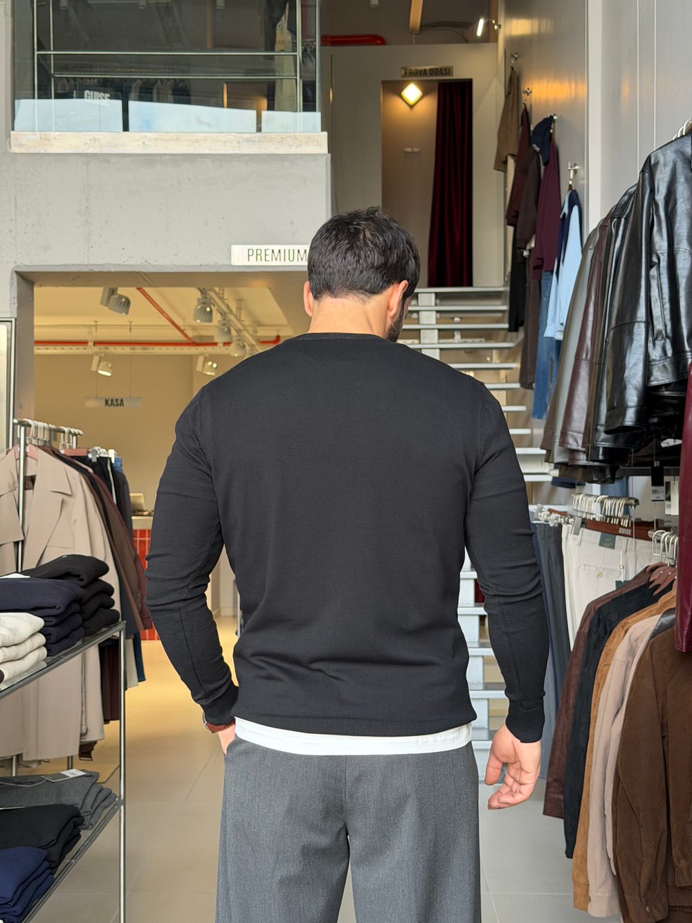 Alexis Siyah Basic Triko