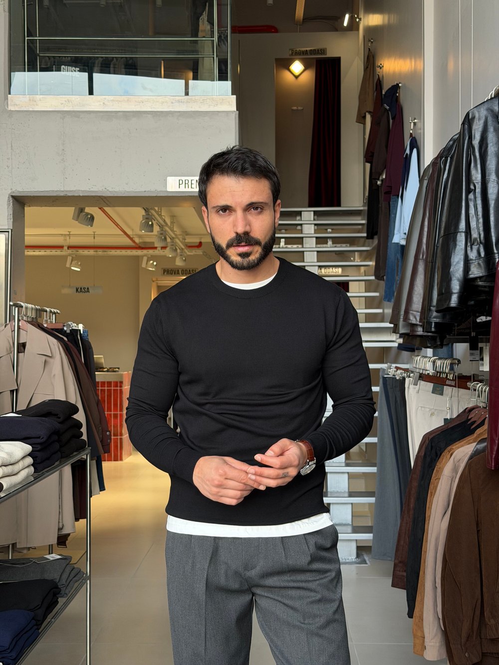 Alexis Siyah Basic Triko