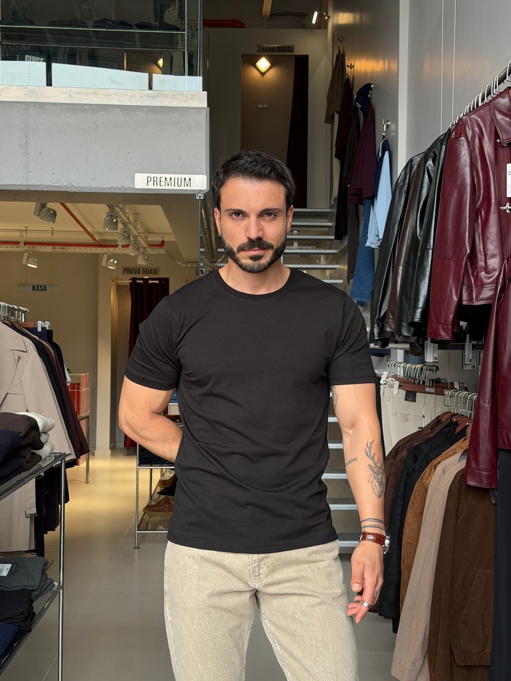 Bob Siyah Basic Muscle Fit Tişört