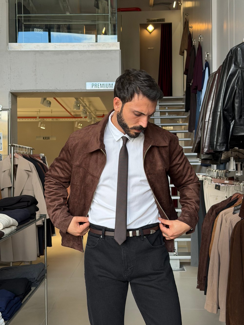Due Kahverengi Fermuarlı Süet Ceket