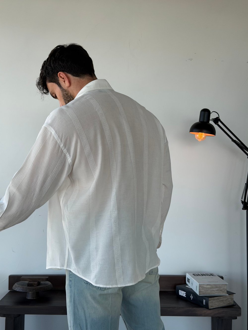Elfa Pres Nakışlı Oversize Beyaz Gömlek