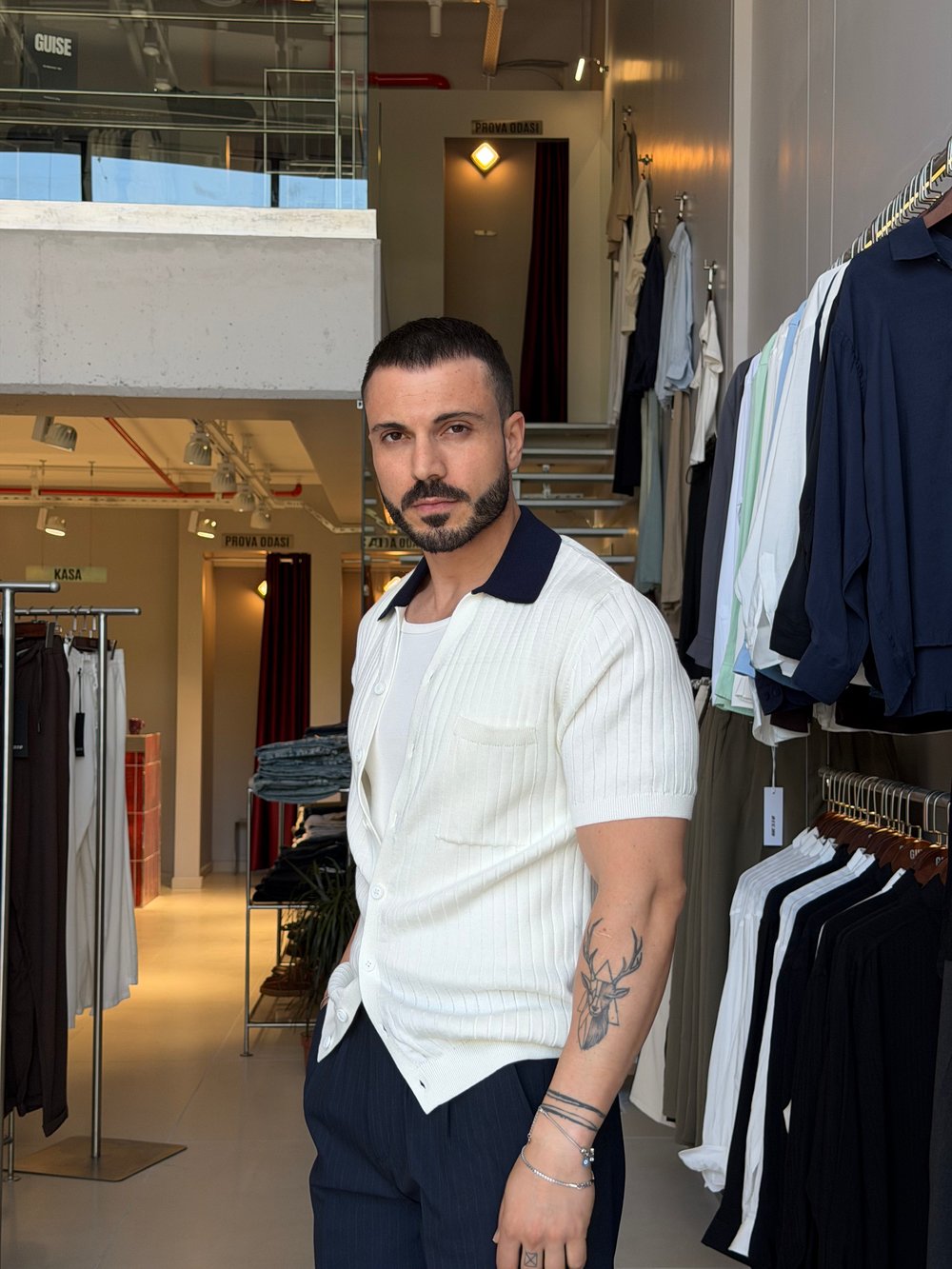Nossa Kontrast Yaka Beyaz Triko
