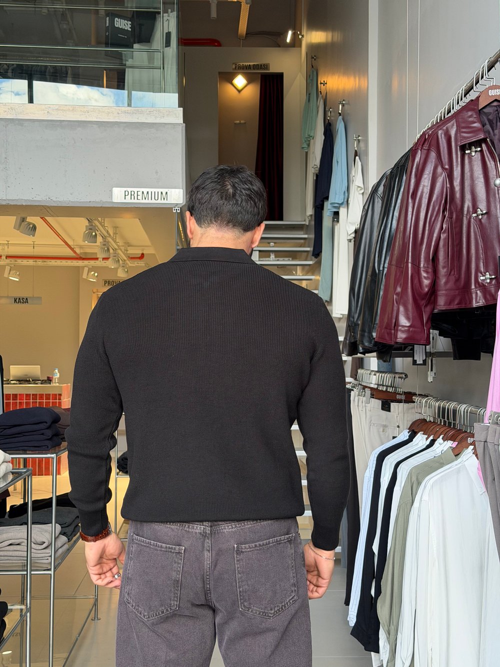 Skonder Siyah Fermuarlı Polo Yaka Triko