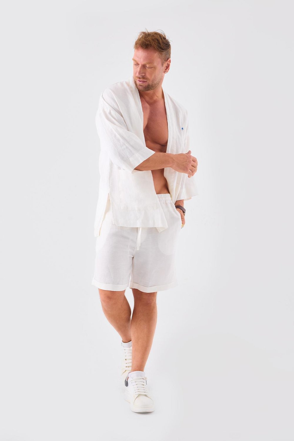 Seahorse Embroidered Men's Kimono