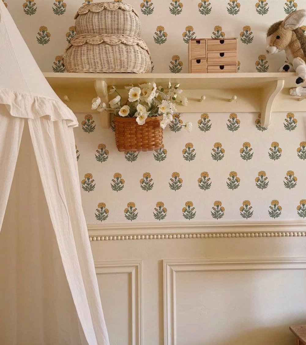 Sarı Minimal Çiçekler Pattern Bebek & Çocuk Odası Duvar Kağıdı