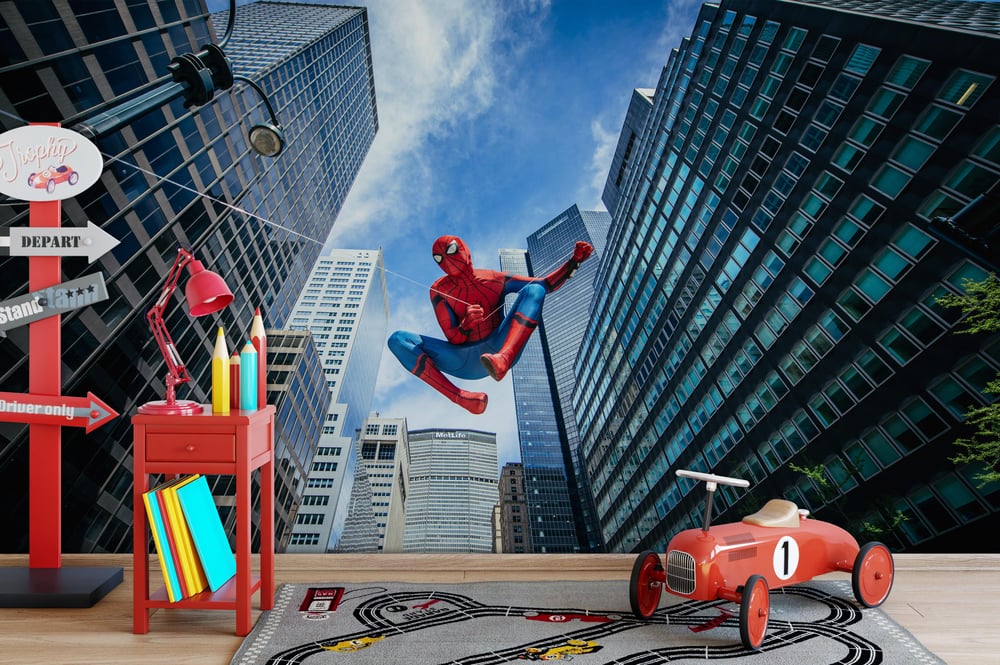 Spider Man Yüksek Binalar Arasında Çocuk Odası Duvar Kağıdı