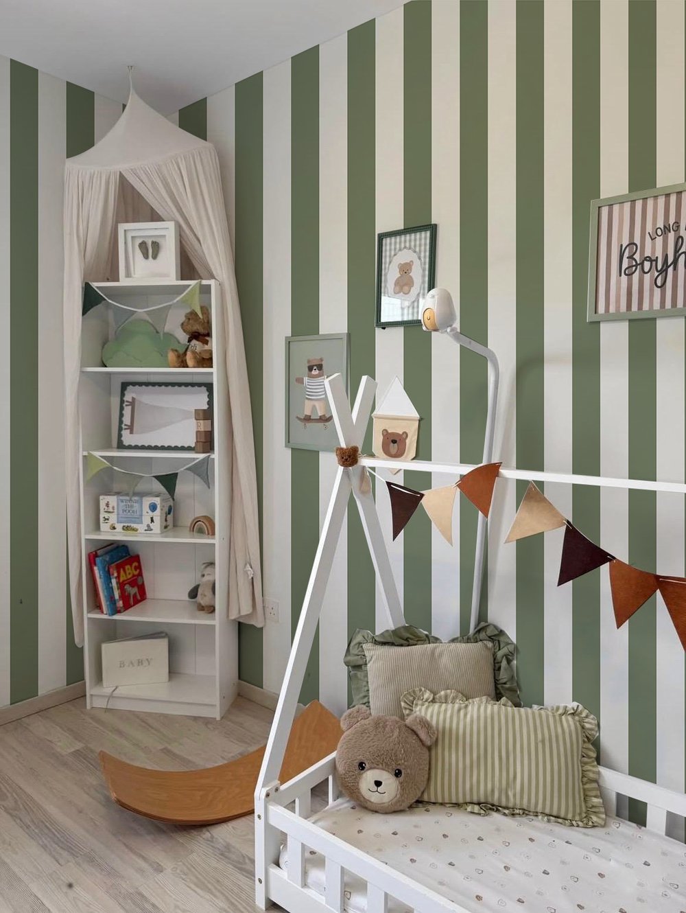 Yeşil Geniş Şeritler Bebek & Çocuk Odası Duvar Kağıdı