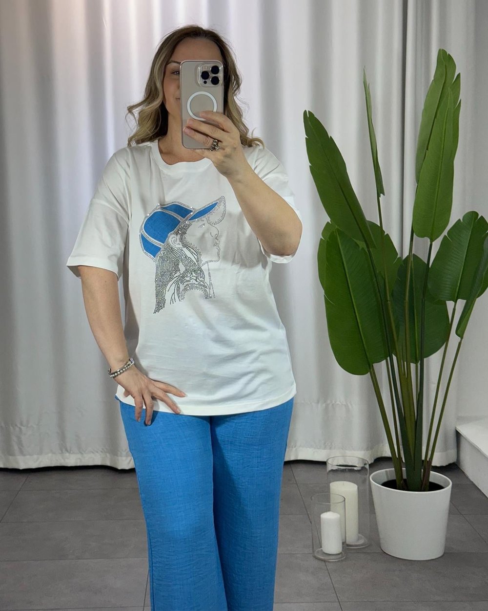 Beyaz Turkuaz Baskılı T-Shirt