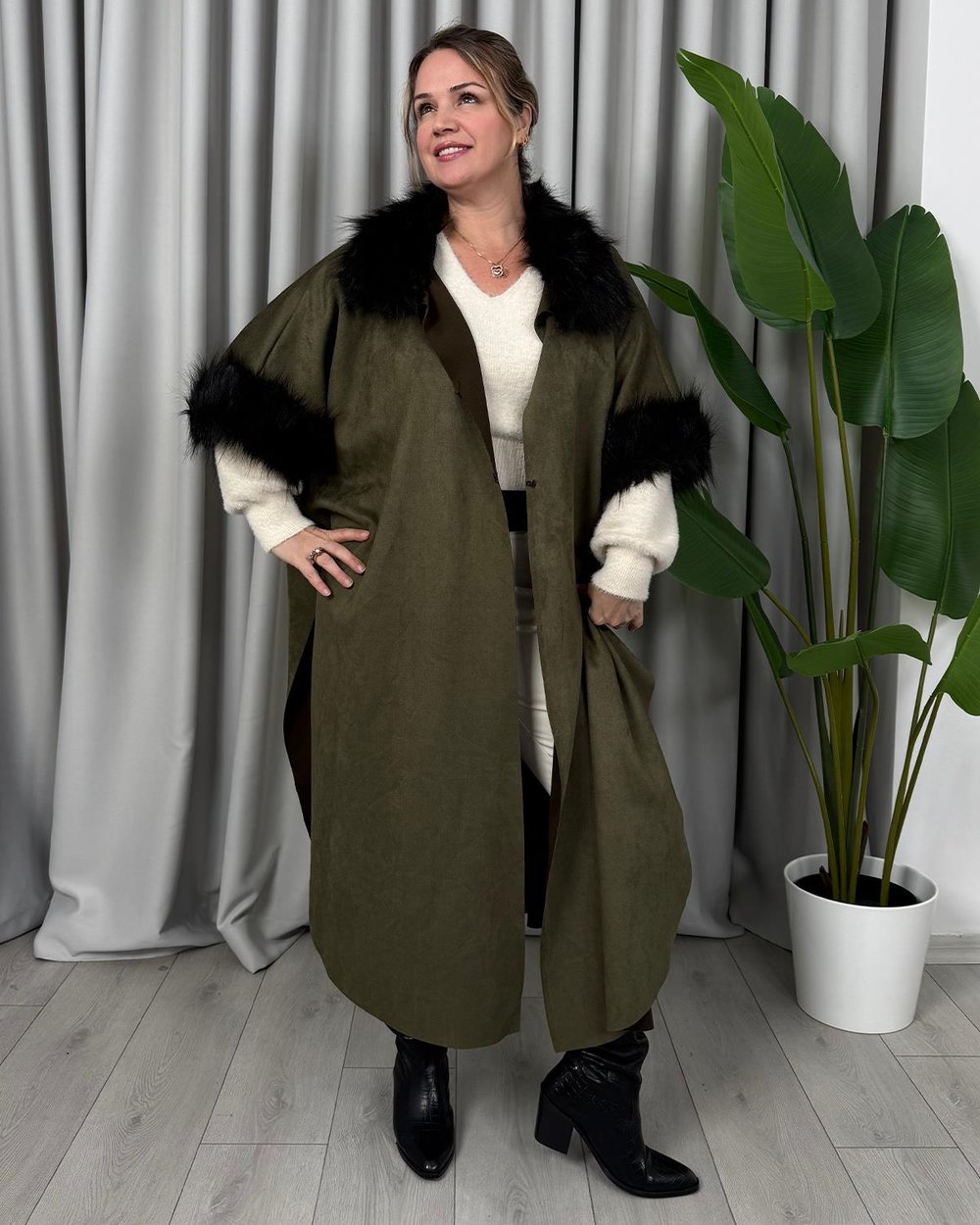 Mabel Kürk Detaylı Panço Yeşil