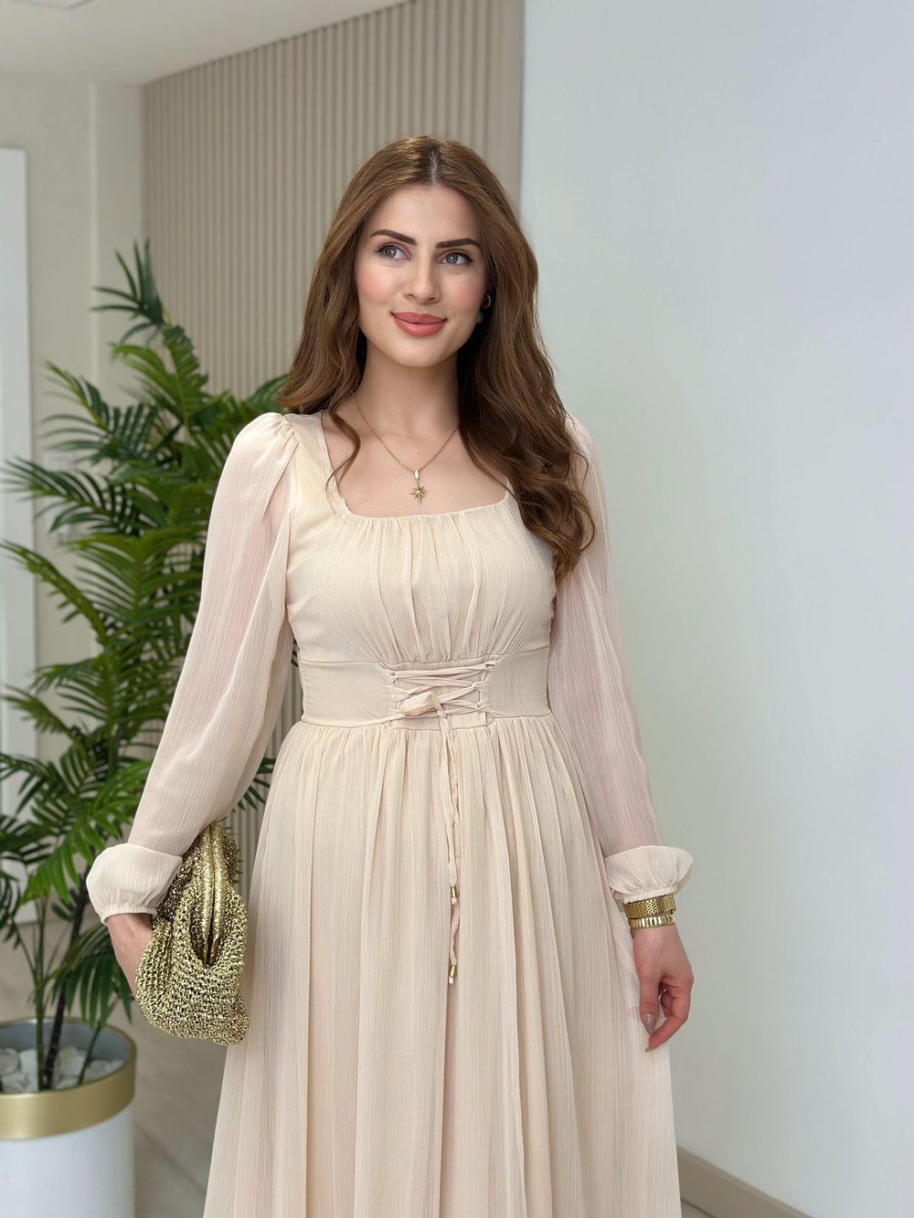 Beli Bağlamalı Fransız Model Şifon Elbise Bej