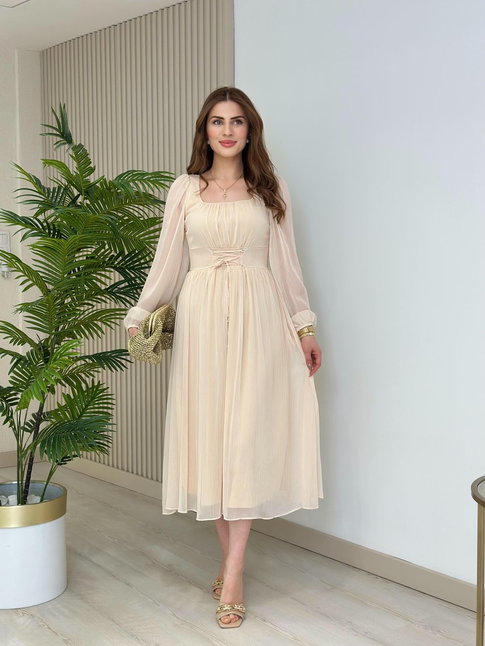 Beli Bağlamalı Fransız Model Şifon Elbise Bej