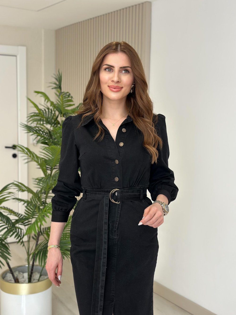Füme Kemerli Yırtmaçlı Kot Elbise 