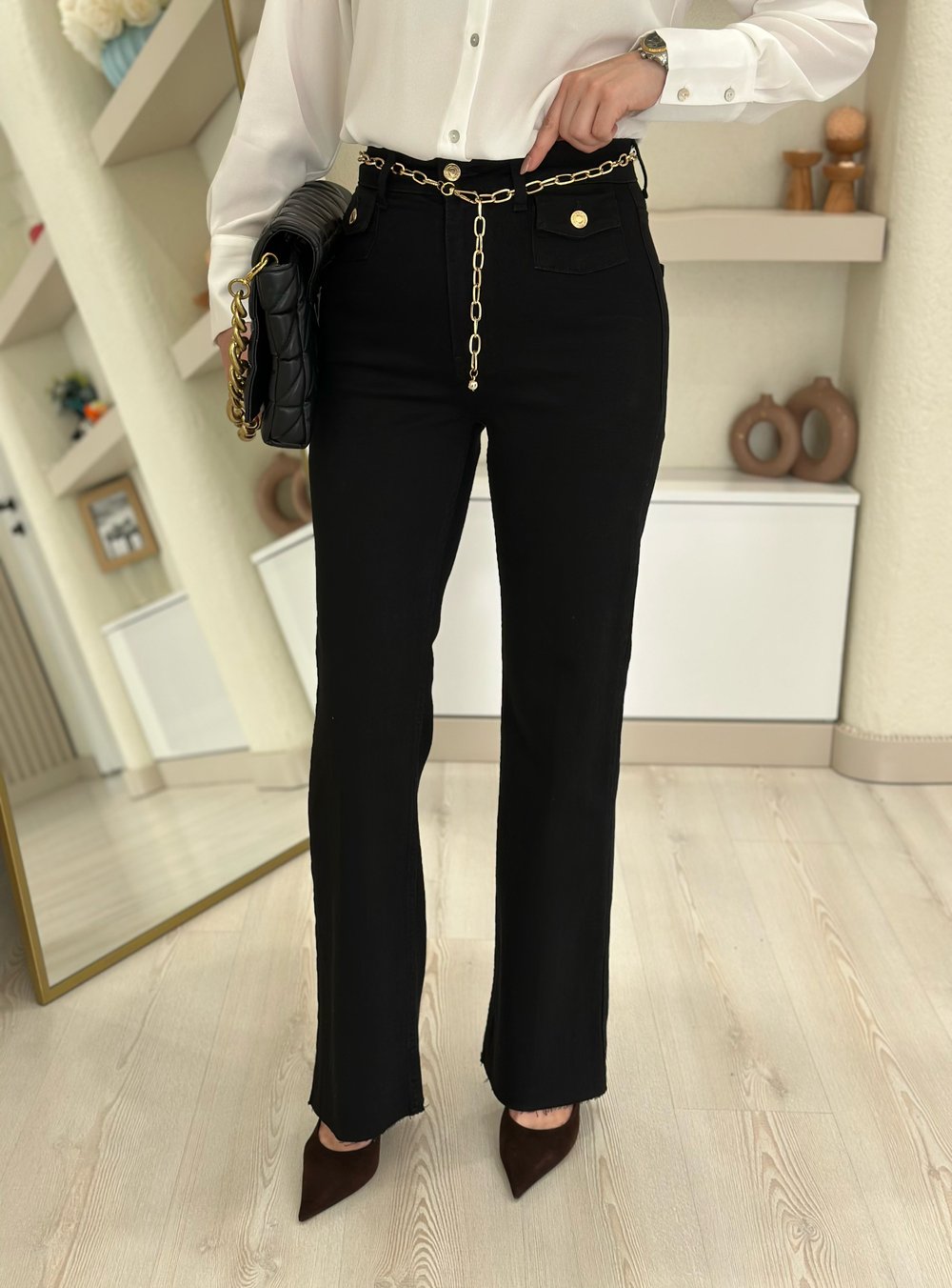Gold Zincir Kemerli Flare Jean Siyah