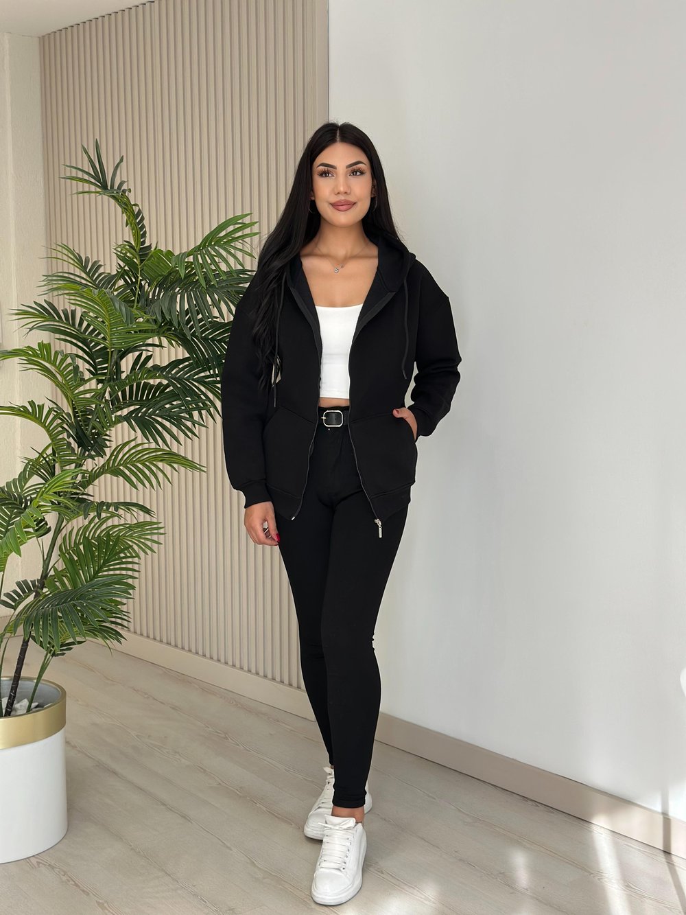 Kapşonlu İçi Şardonlu Basıc Sweat Siyah