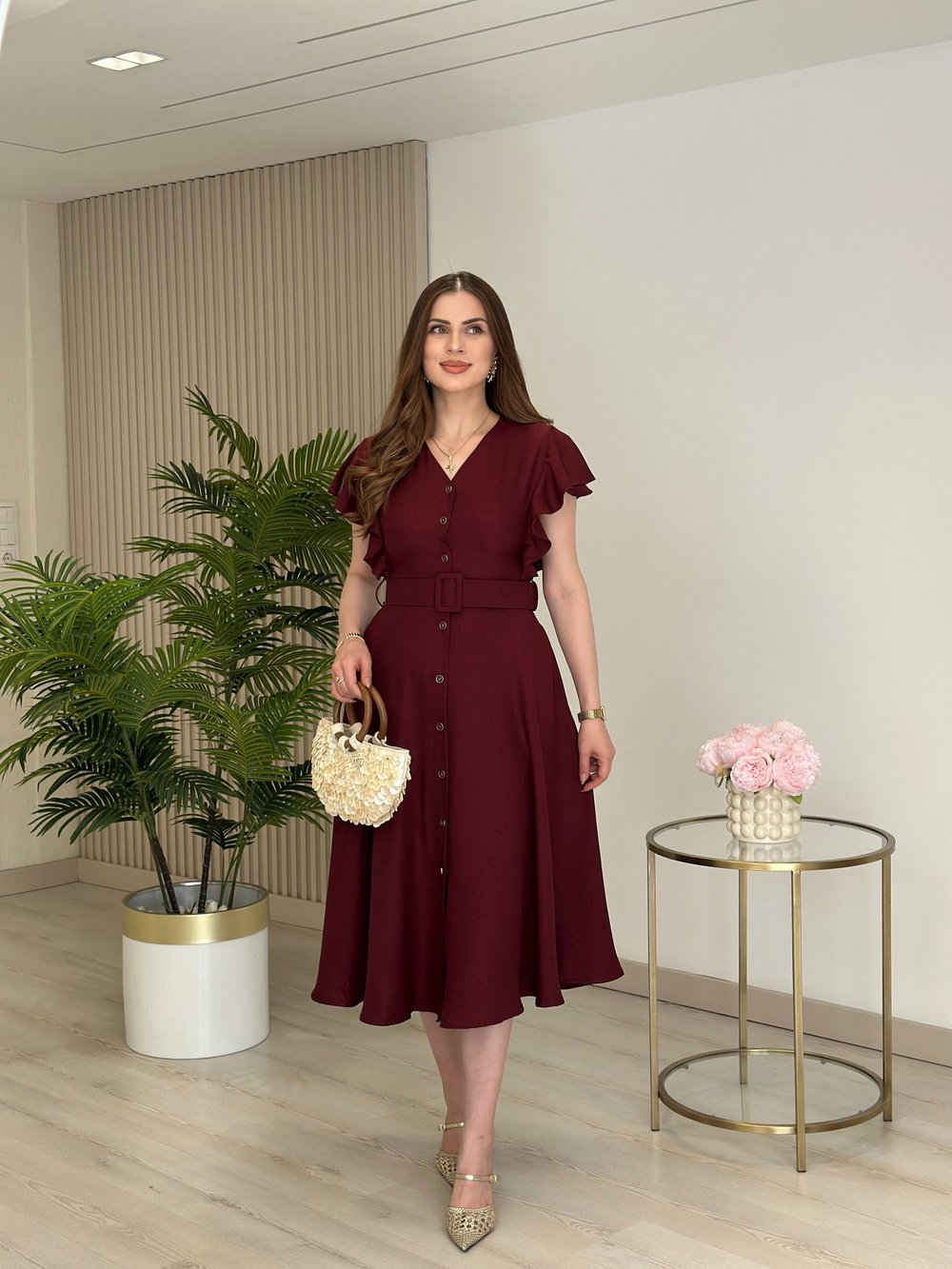 Kolları Volanlı Kemerli Elbise Bordo