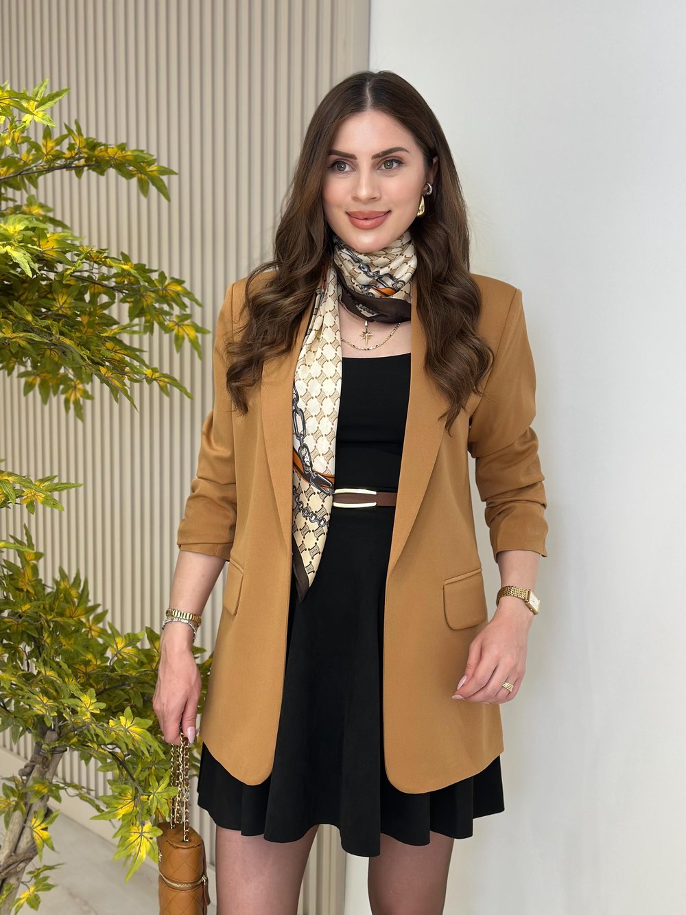 Kolu Büzgü Detaylı Blazer Ceket Karamel
