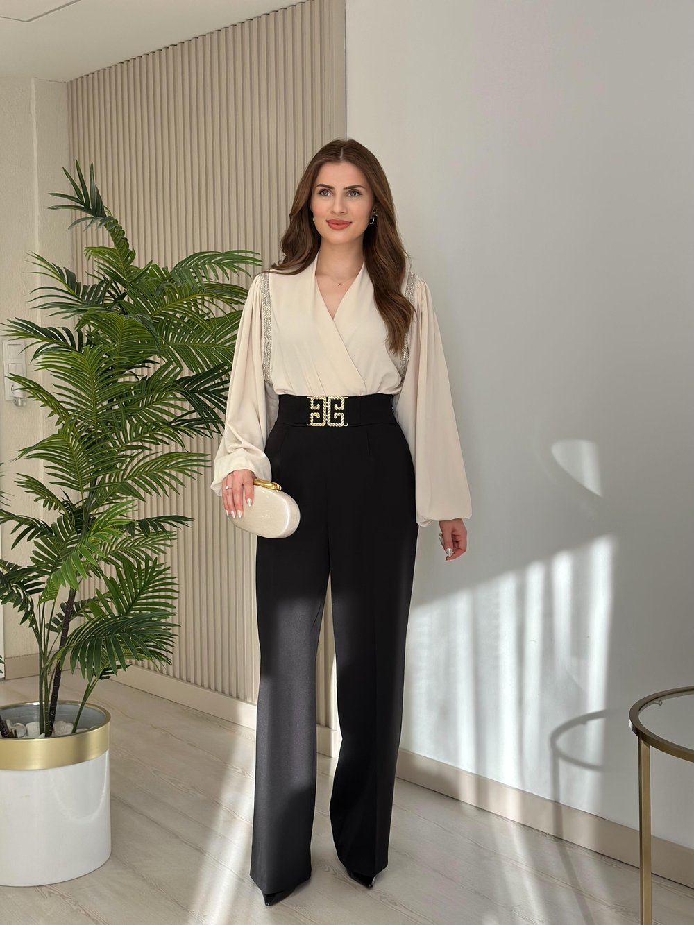 Omuzları Boncuk İşlemeli Premium Bodysuit Bej
