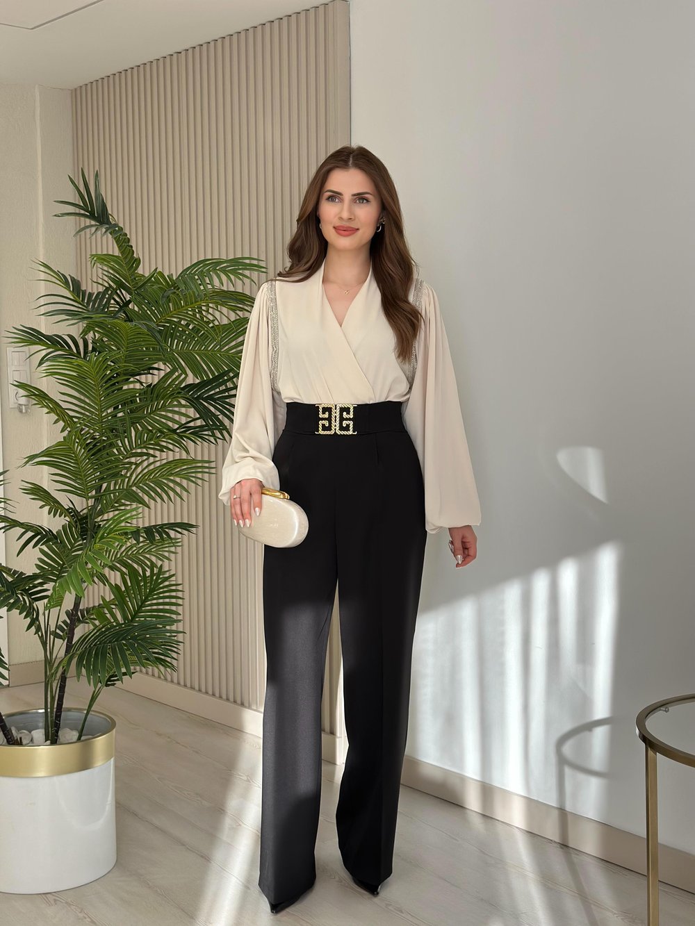 Omuzları Boncuk İşlemeli Premium Bodysuit Bej