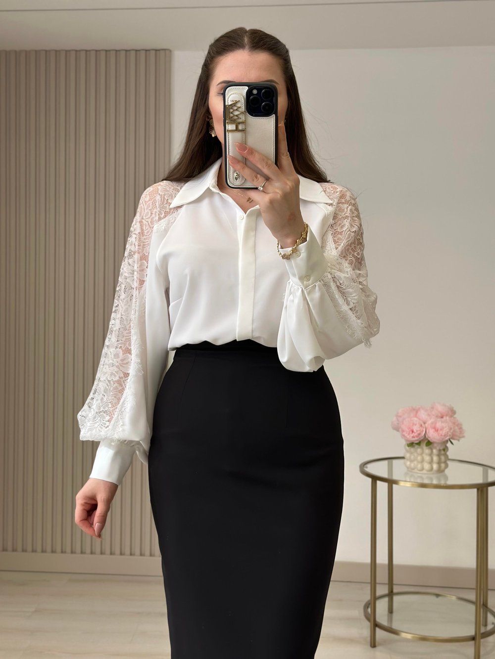 Premium Seri Kolları Güpürlü Gömlek Beyaz