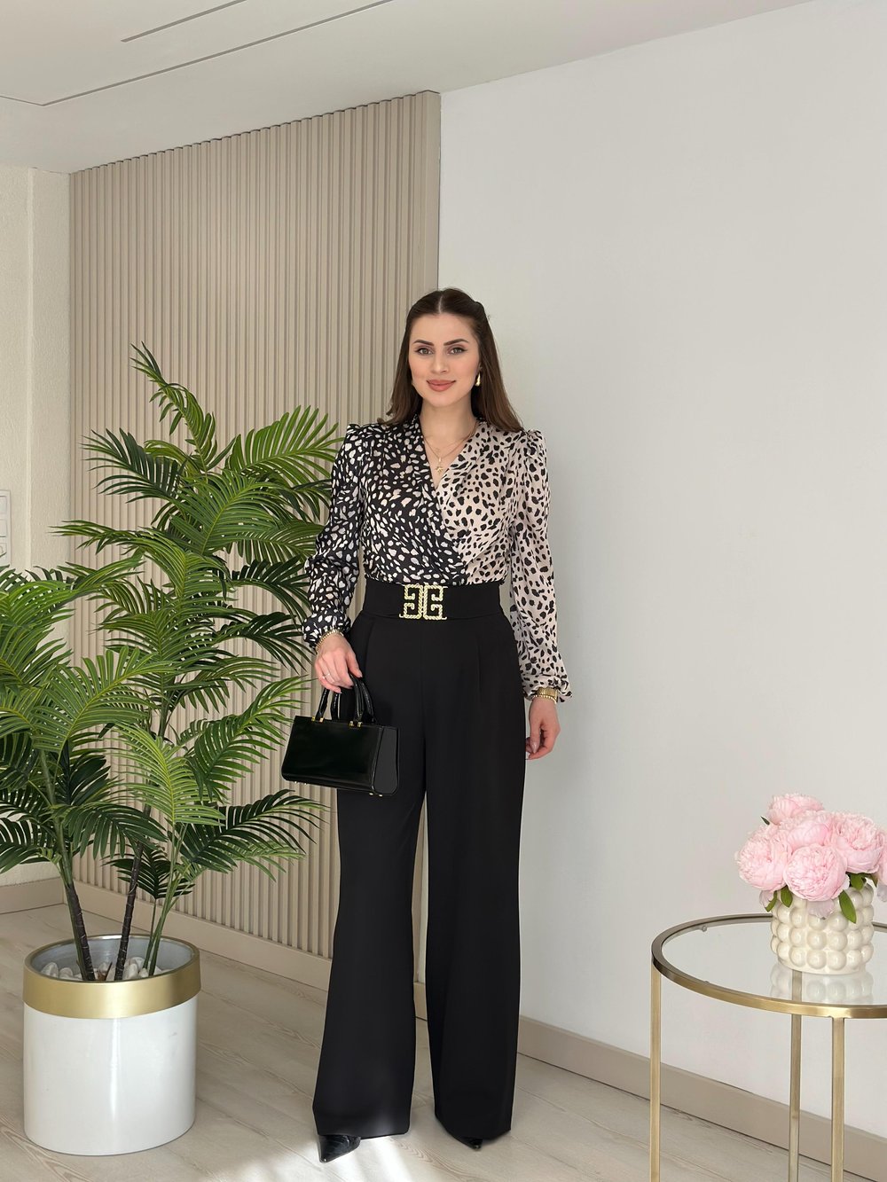Siyah Beyaz Leopar Desenli İpek Krep Bodysuit