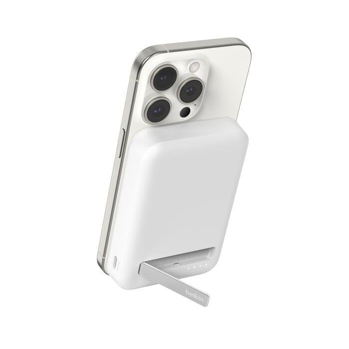 Belkin BPD007BTWT BoostCharge Qi2 15W 8K MagSafe Uyumlu Kablosuz Powerbank – Beyaz
