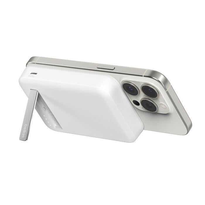 Belkin BPD007BTWT BoostCharge Qi2 15W 8K MagSafe Uyumlu Kablosuz Powerbank – Beyaz