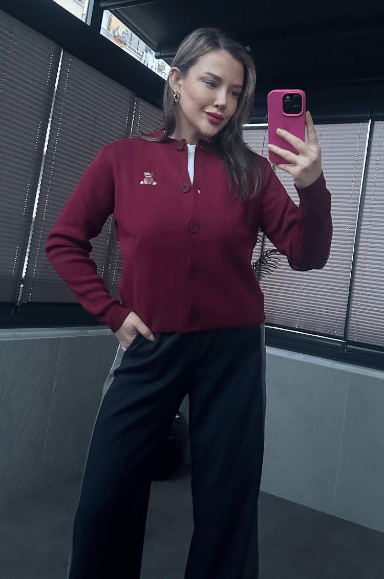 Ayıcık Detaylı Bordo Kısa Triko Hırka