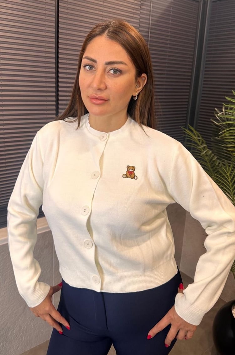 Ayıcık Detaylı Ekru Kısa Triko Hırka