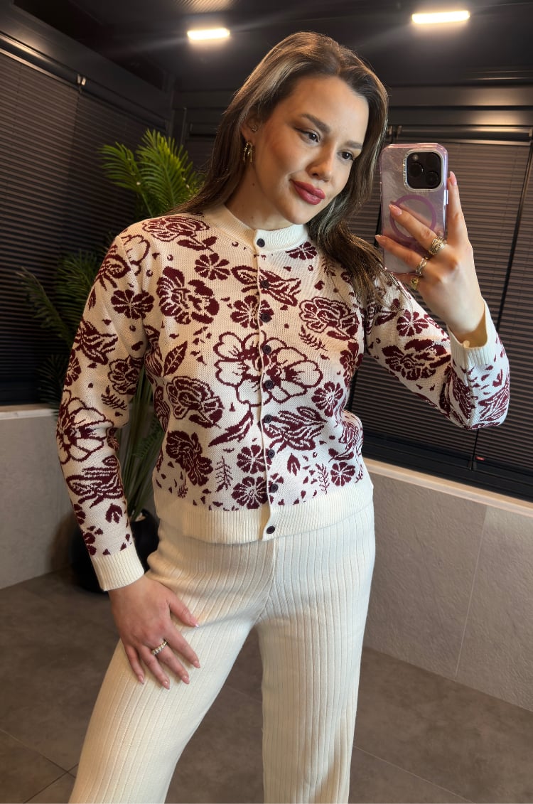 Bisiklet Yaka Bordo Çiçek Desenli Merserize Hırka