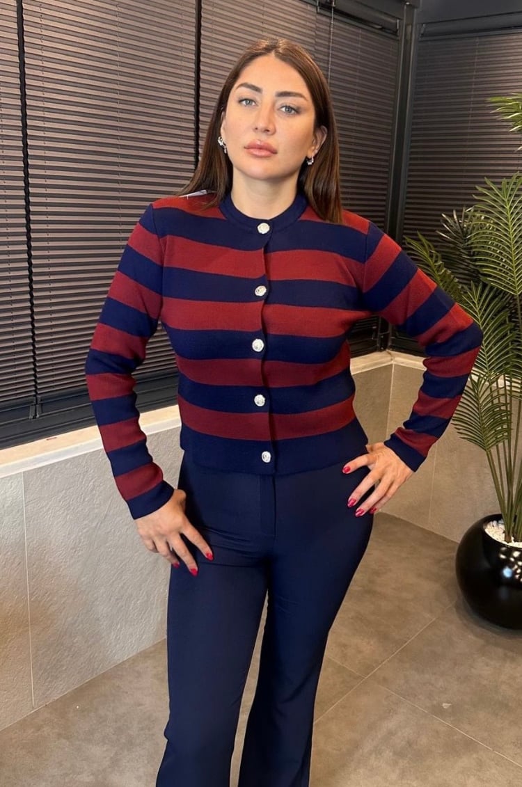 Bordo&Lacivert Çizgi Detaylı Hırka
