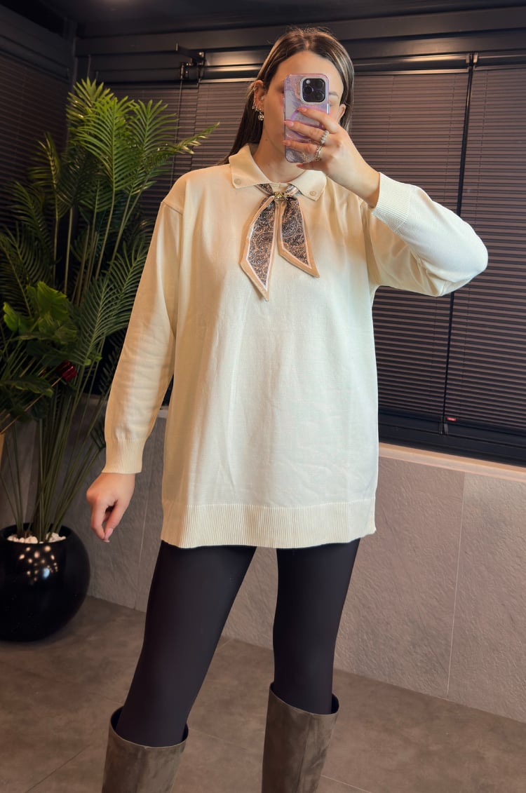 Ekru Fularlı Oversize Merserize Kazak